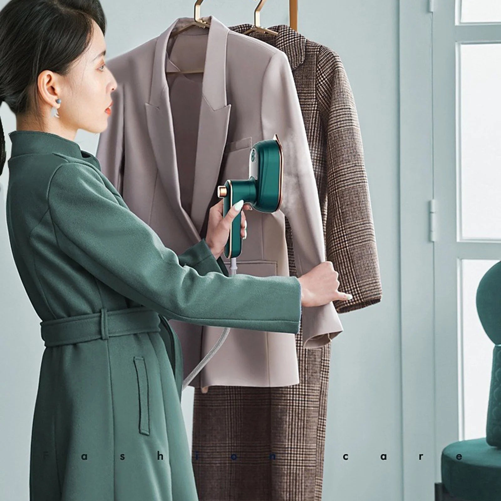 Portable Mini Steam Electric Iron for Clothes